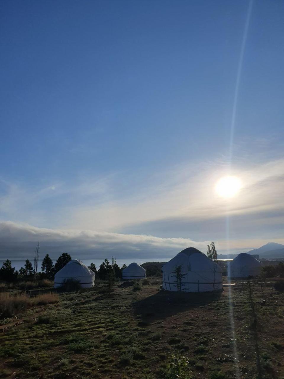Bed and Breakfast Agat Yurt Camp Каджи-Сай Экстерьер фото